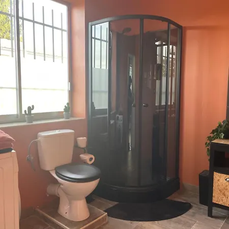 Cosy Avec Deco Artisanale Unique Voeuil-et-Giget