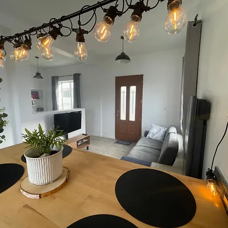 Cosy Avec Deco Artisanale Unique Апартаменты Voeuil-et-Giget