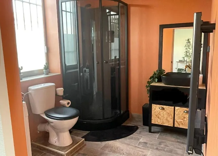 Appartement Cosy Avec Déco Artisanale Unique